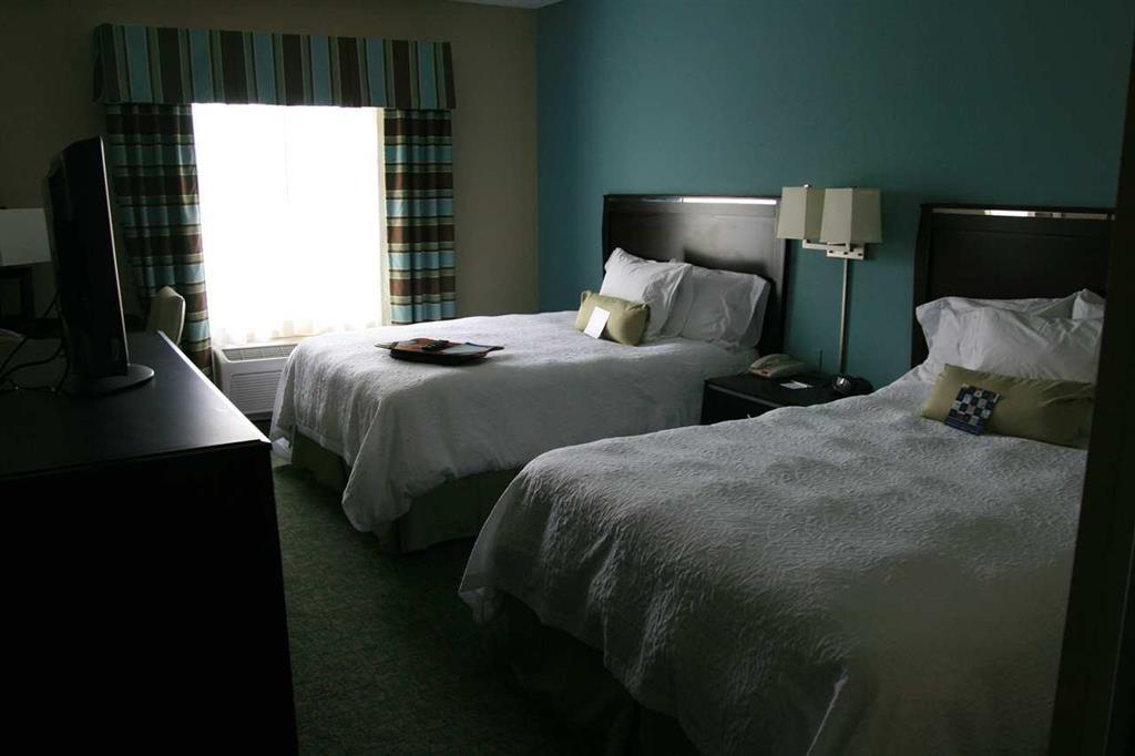 Hampton Inn & Suites Крауфордсвілл Номер фото